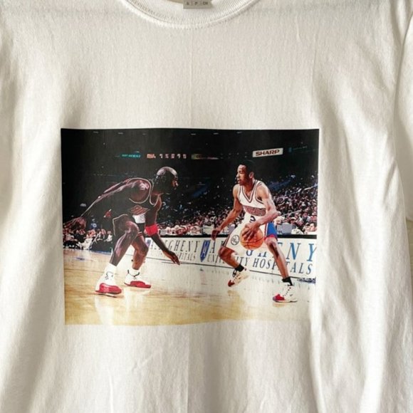 Allen Iverson Crossing Over Michael Jordan T-shirt - Picture 1 of 1